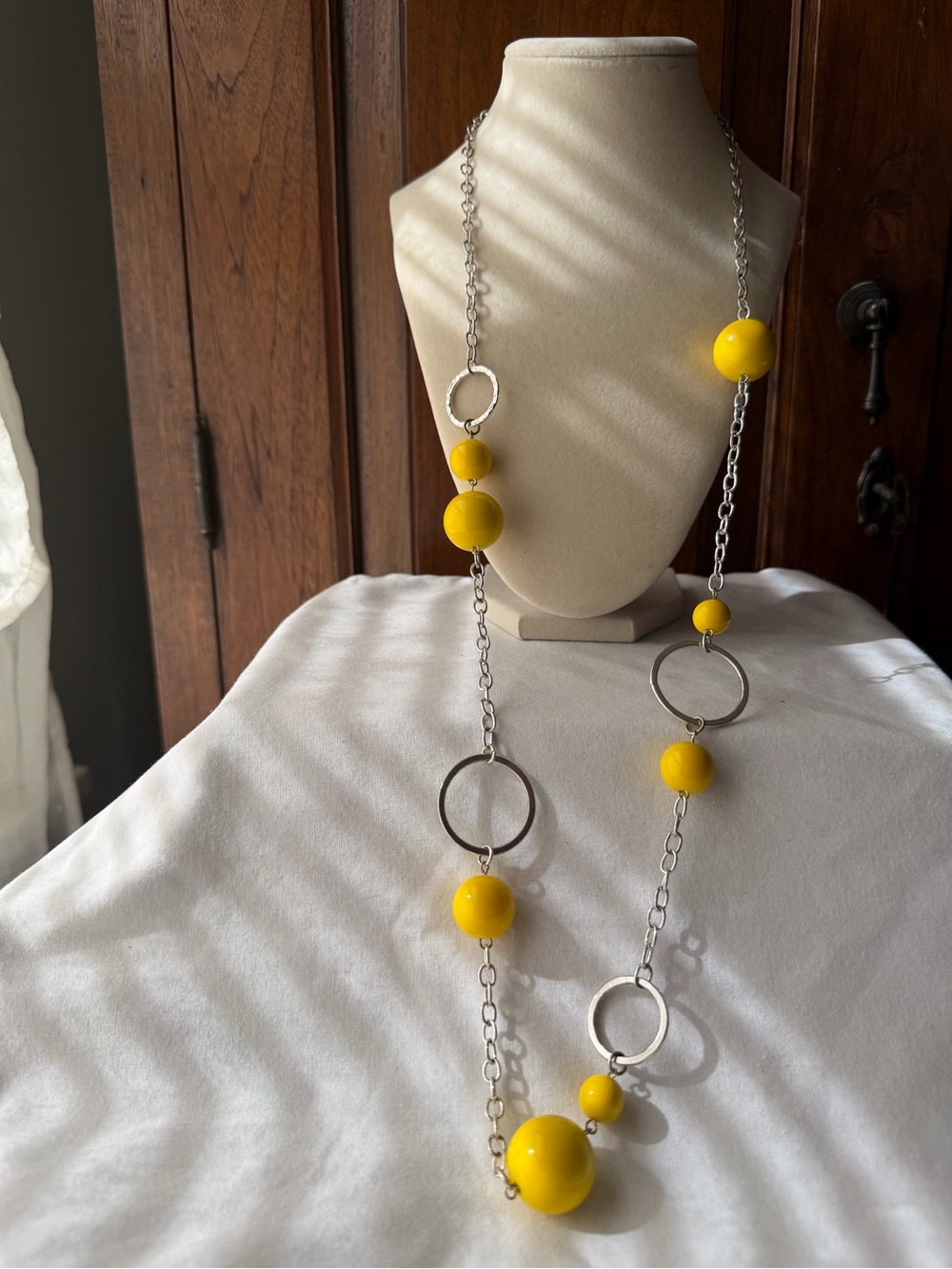 Yellow Statement Bead Necklace Silver Tone Chain Geometric Circle Link Necklace